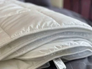 одеяло tencell bio comfort (200 × 220, tencell, волокно эвкалиптового дерева, 250 гр/м2, сатин 100% хлопок, 500тс, белый)